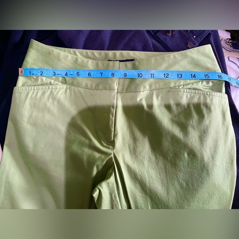 Truly amazing green slacks with some stretch - Picture 5 of 5